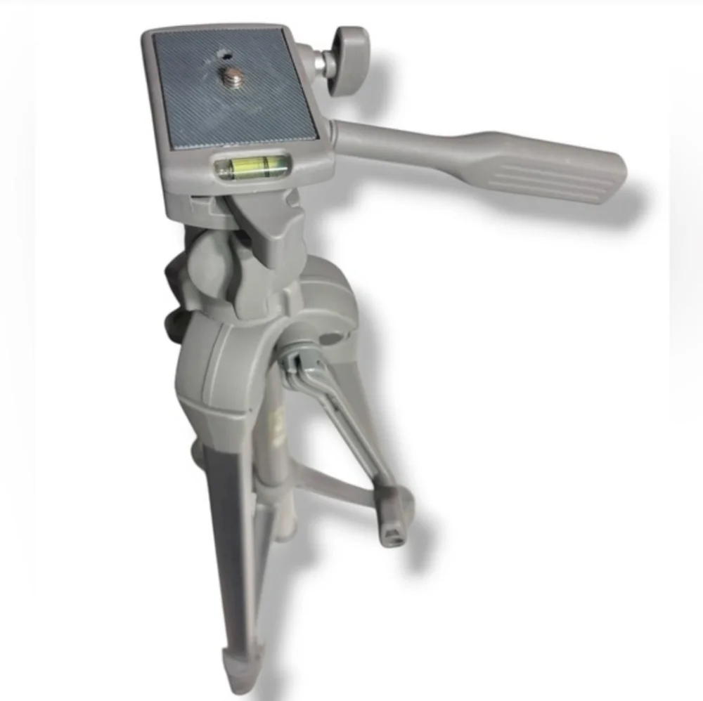SUNPAK 5800D Tripod with 3-Way Pan/Tilt HeadHighlights3-Way Pan/Tilt Head